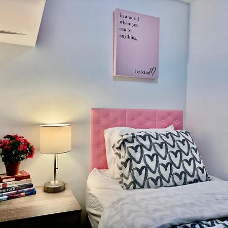 Tiny Private Room On The 1St Floor With Shared Bathroom Near Seatac Airport And Downtown Seattle Eksteriør billede