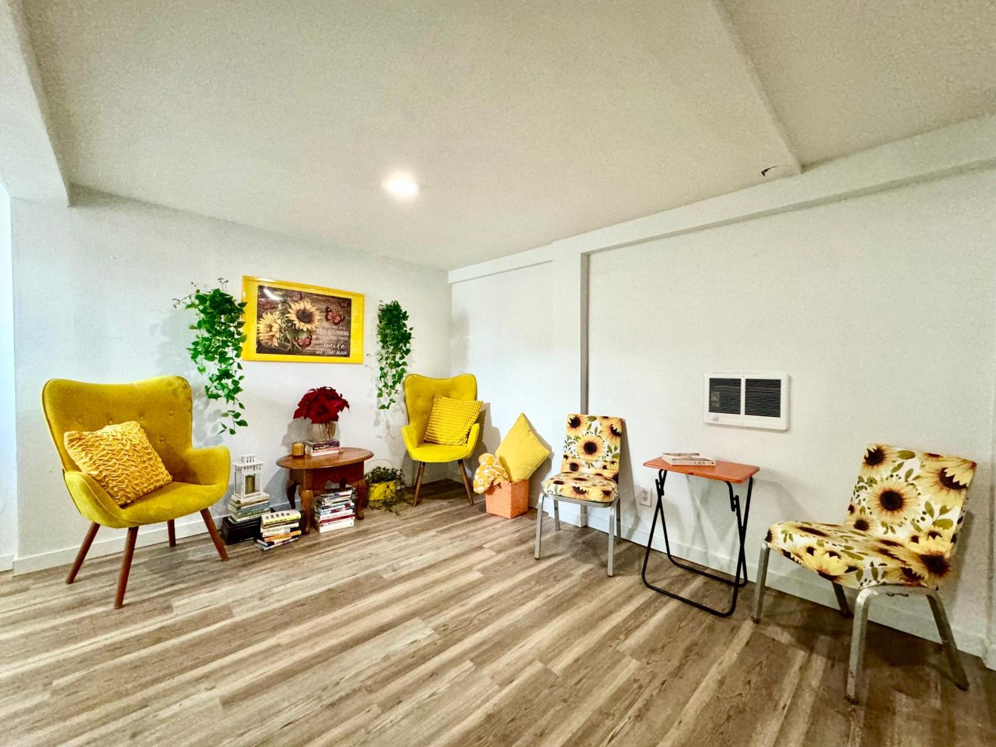 Tiny Private Room On The 1St Floor With Shared Bathroom Near Seatac Airport And Downtown Seattle Eksteriør billede
